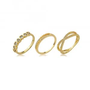 Trio de Anéis em X, Duas Fileiras Cravejadas e Sequência de Zircônias de Corações Semijoia Ouro 18K