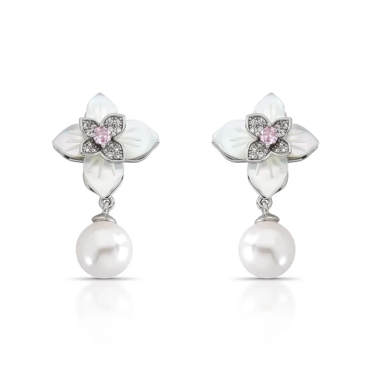 BRINCO PÊNDULO PÉROLA SHELL FLOR ALBA EM MADREPÉROLA — Ban. Ródio Branco / Rosa claro