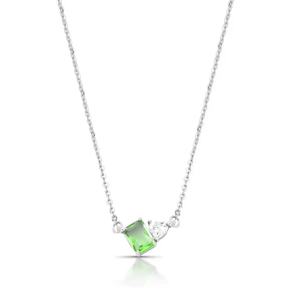 COLAR DELICADO RETÂNGULO COM CORAÇÃO — Ban. Ródio Branco / 40 cm + 5 cm de extensor / Verde claro