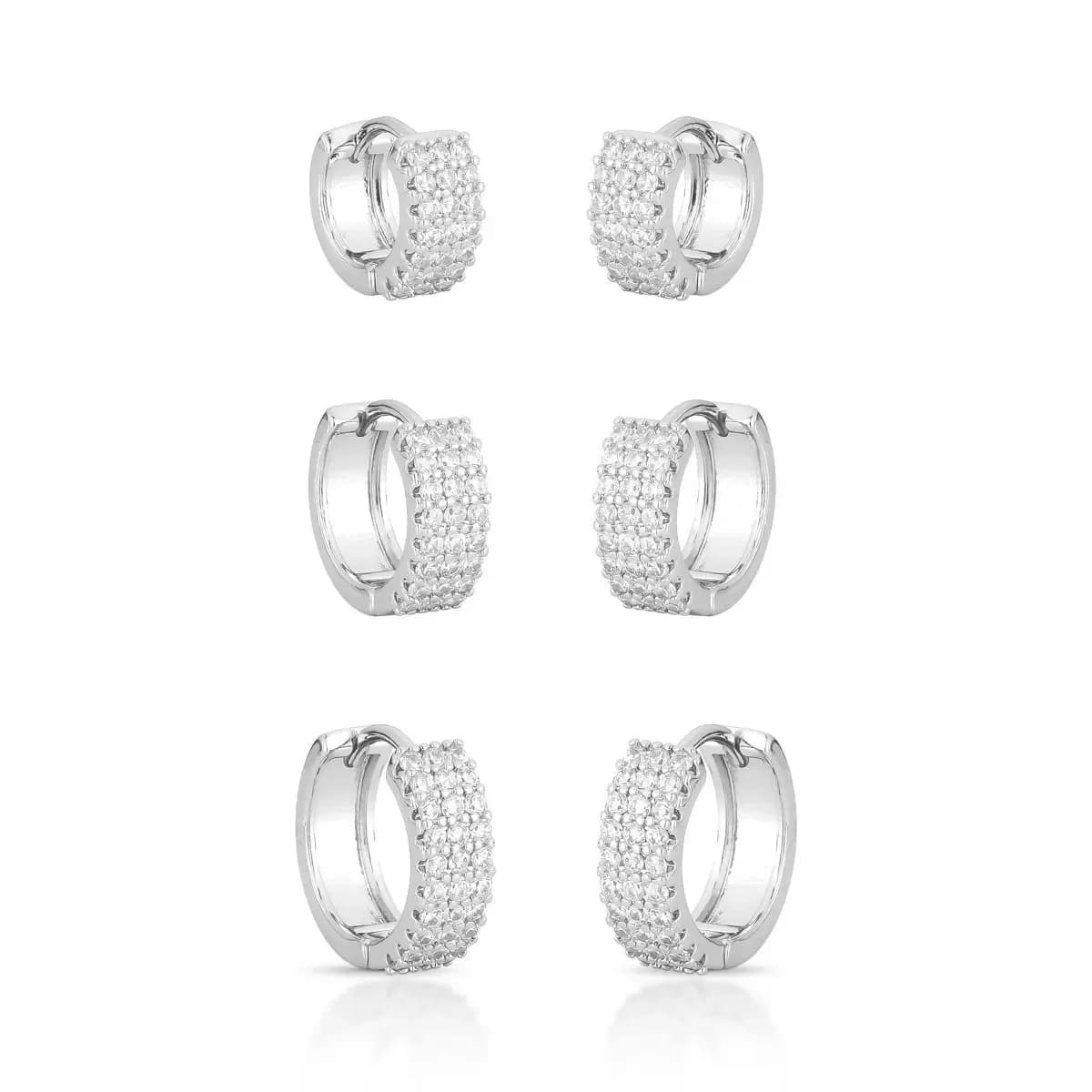 BRINCO TRIO ARGOLAS TRÊS FILEIRAS CRAVEJADAS CLICK — Ban. Ródio Branco / Cristal