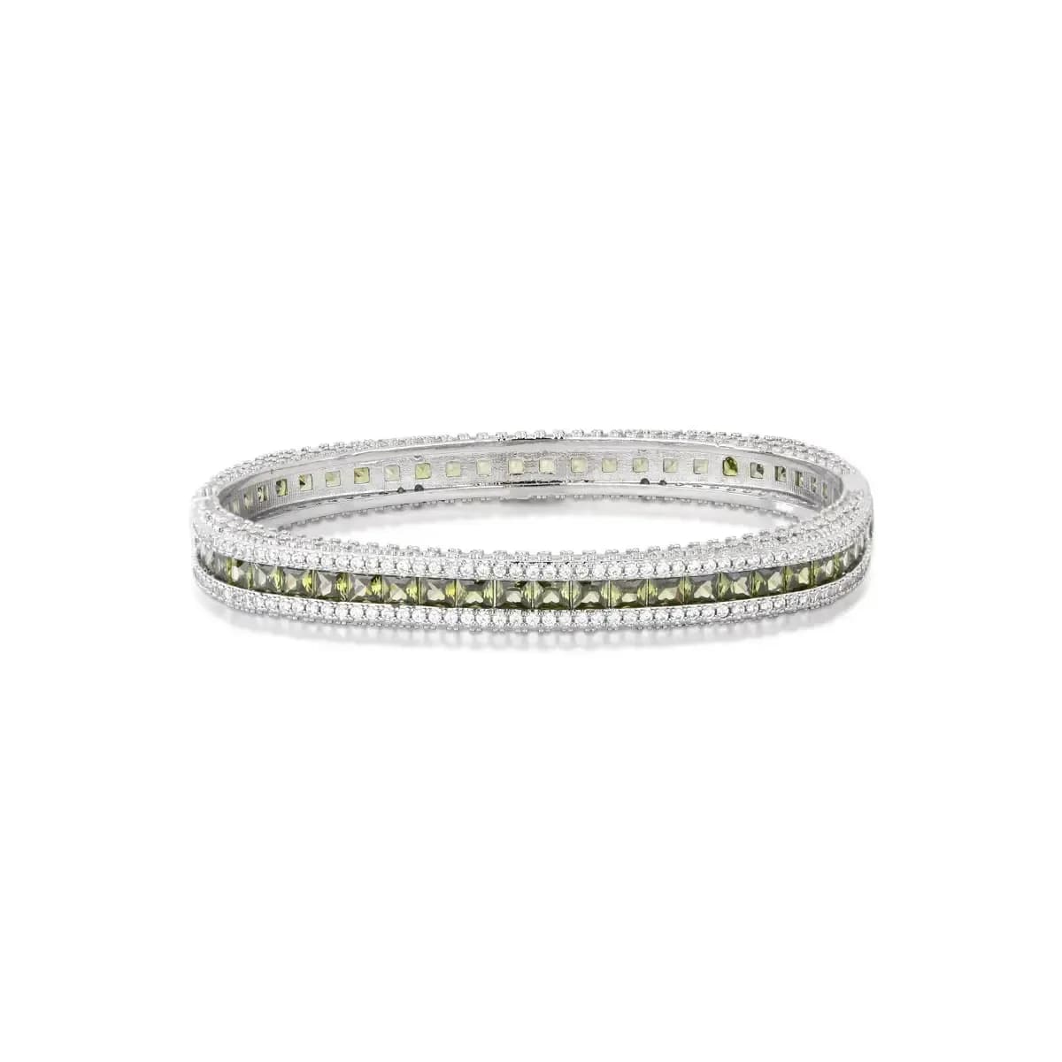 BRACELETE URBAN CRAVEJADO COM ZIRCÔNIAS — Ban. Ródio Branco / Verde oliva