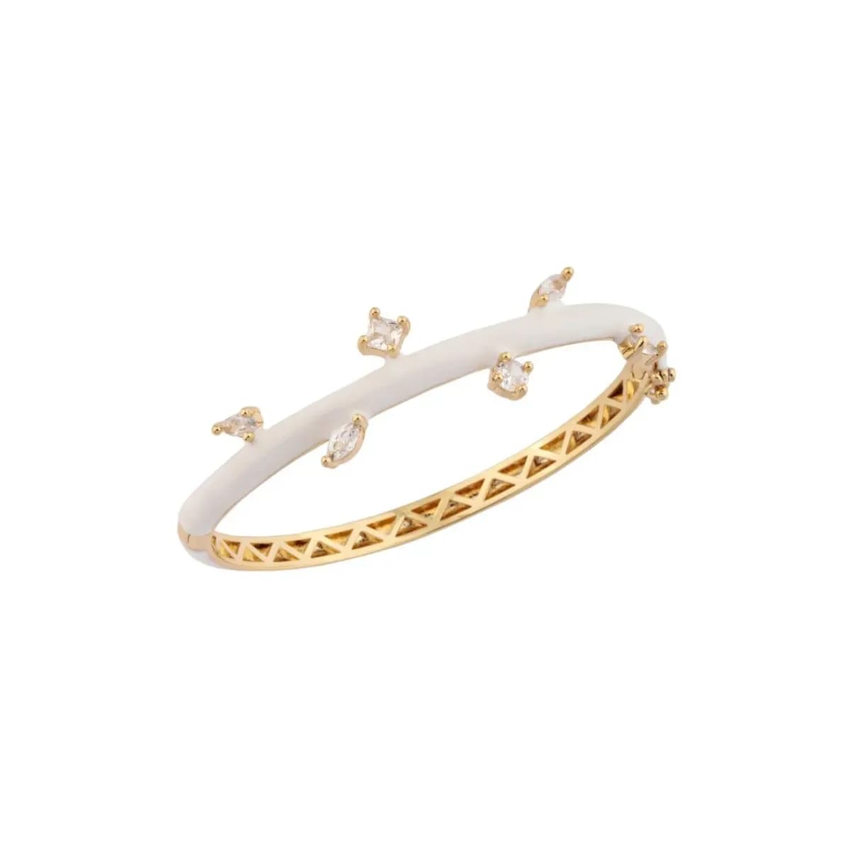 BRACELETE ESMALTADO COM PEDRAS CRISTAIS CÚBICAS — Ban. Dourado / Branco